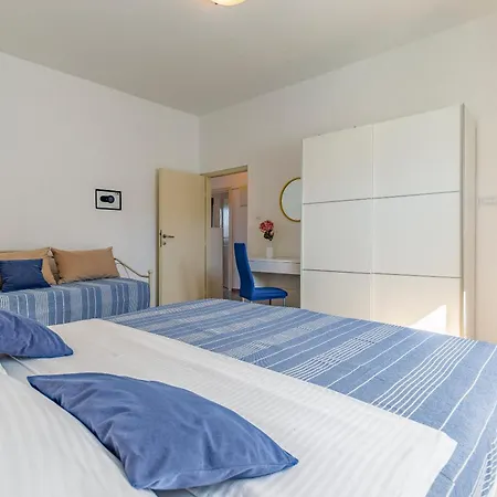 Big With Free Parking Appartement *