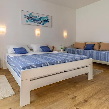 Big With Free Parking Pula