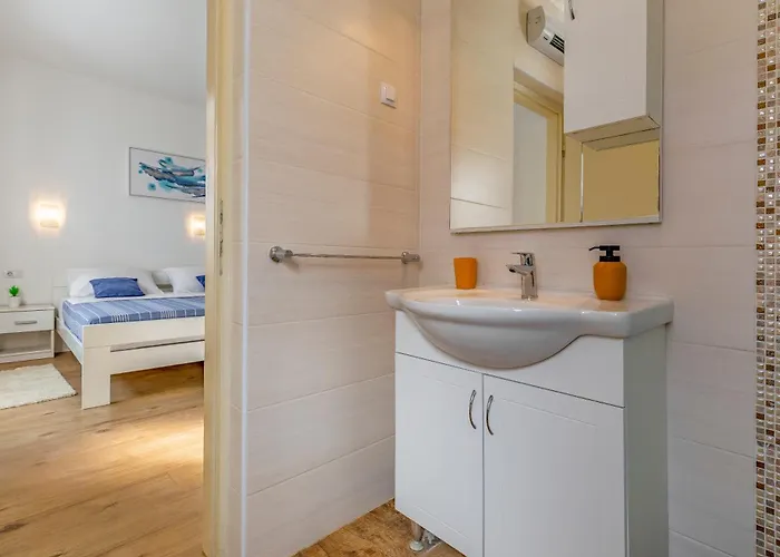 Apartment Big With Free Parking *