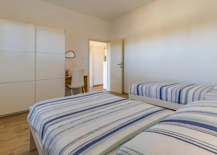 Big With Free Parking Pula