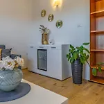 Appartement Big With Free Parking Pula